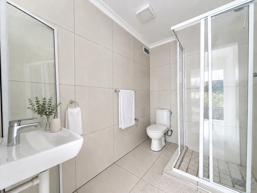 2 Bedroom Property for Sale in Zonnebloem Western Cape